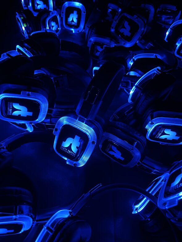 BlueHeadphones2