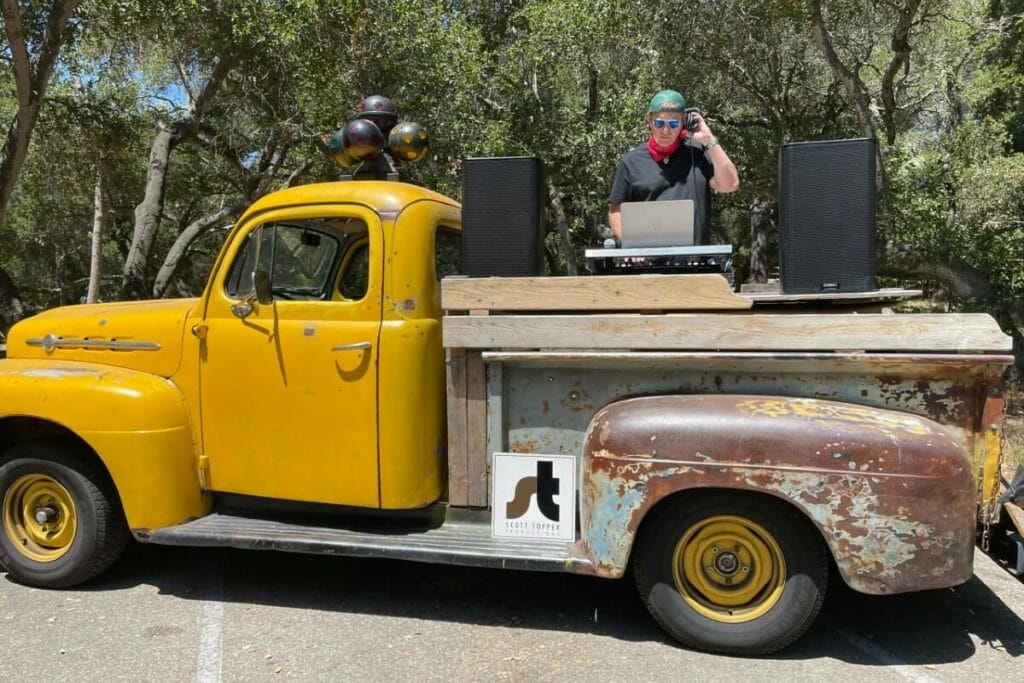 Vintage DJ Truck for your Weddings and Events
